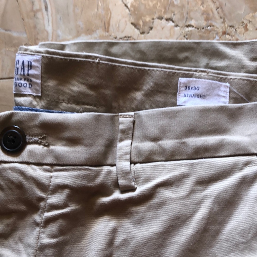 Gap men’s khakis